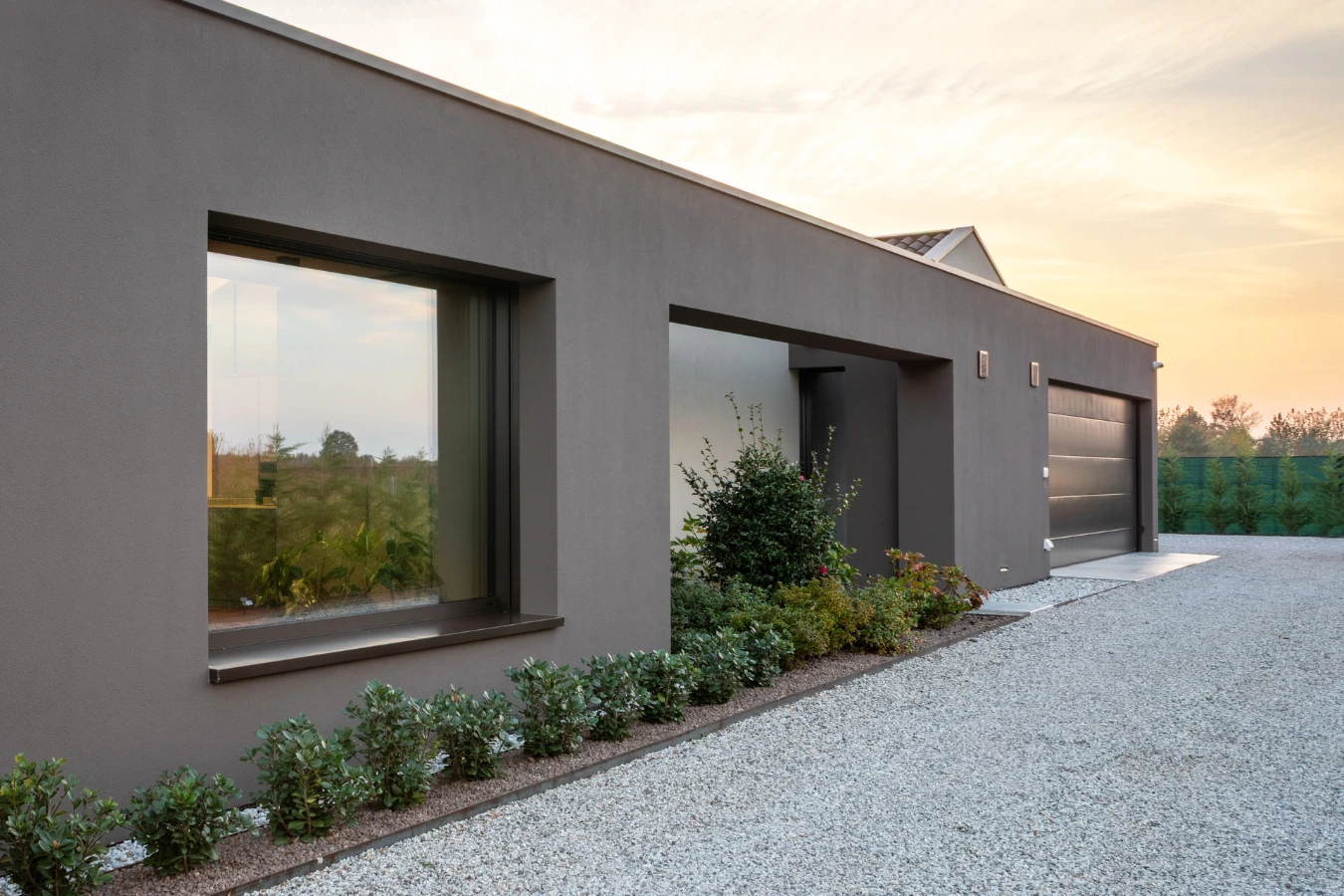 Infissi moderni e grandi vetrate: un progetto firmato Dimensione Infissi